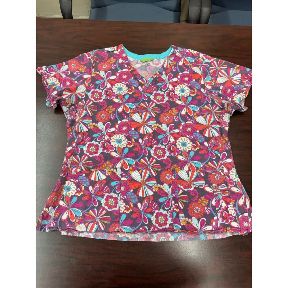 Vera Bradley Floral V-Neck Scrub Top Size Large
